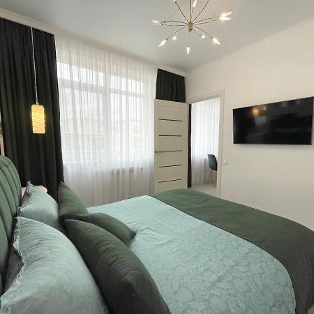 Luxury Emerald Apartments Irpin Εξωτερικό φωτογραφία