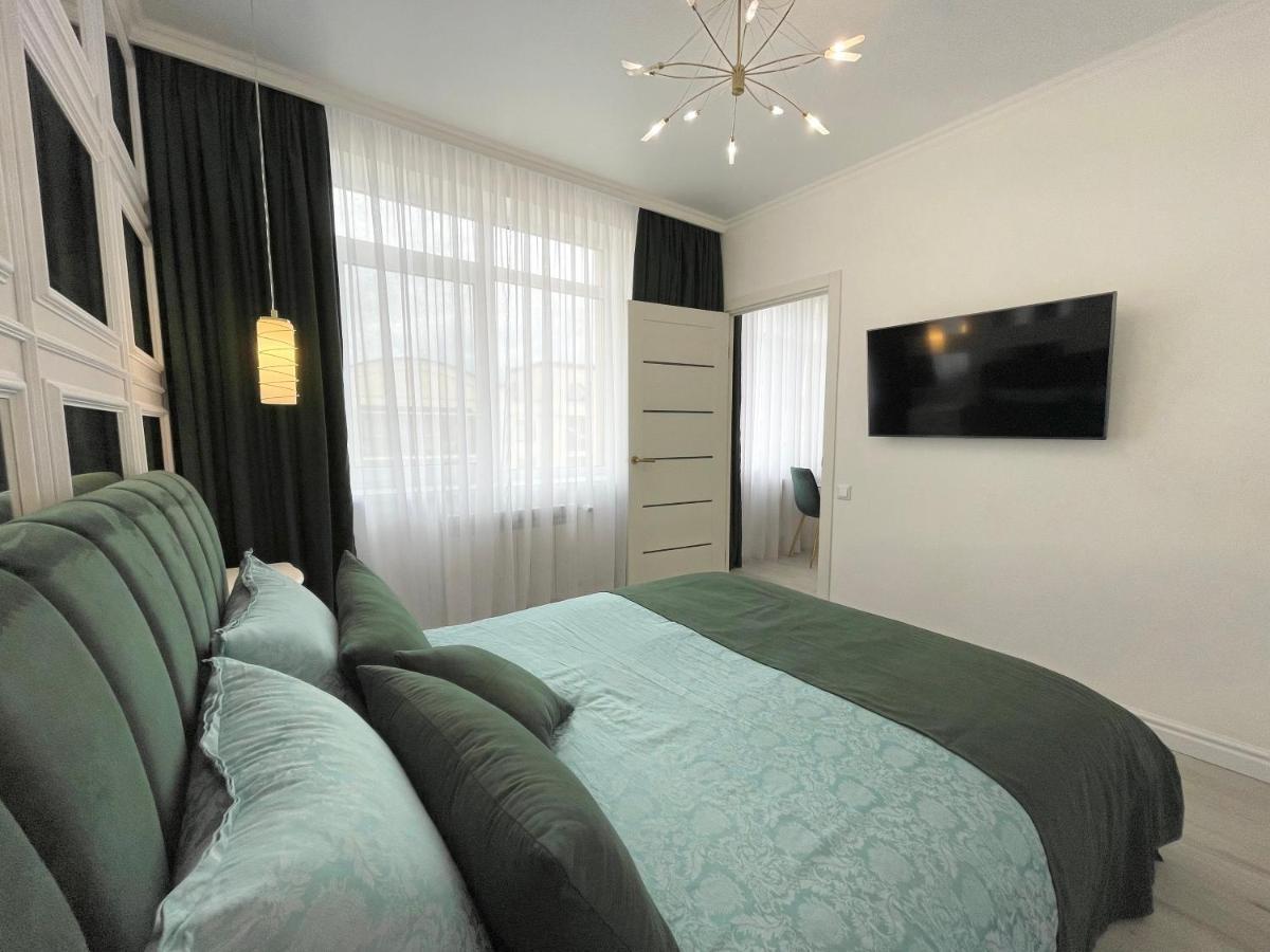 Luxury Emerald Apartments Irpin Εξωτερικό φωτογραφία