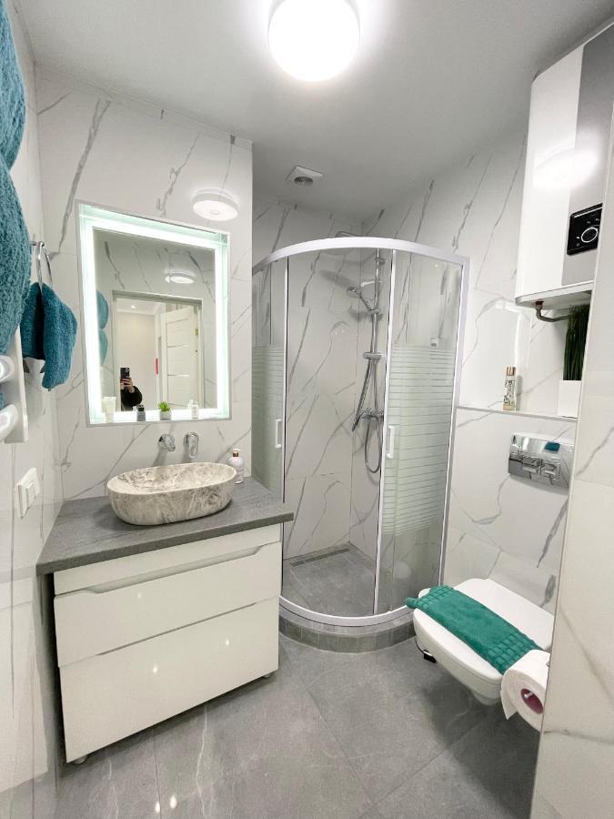 Luxury Emerald Apartments Irpin Εξωτερικό φωτογραφία