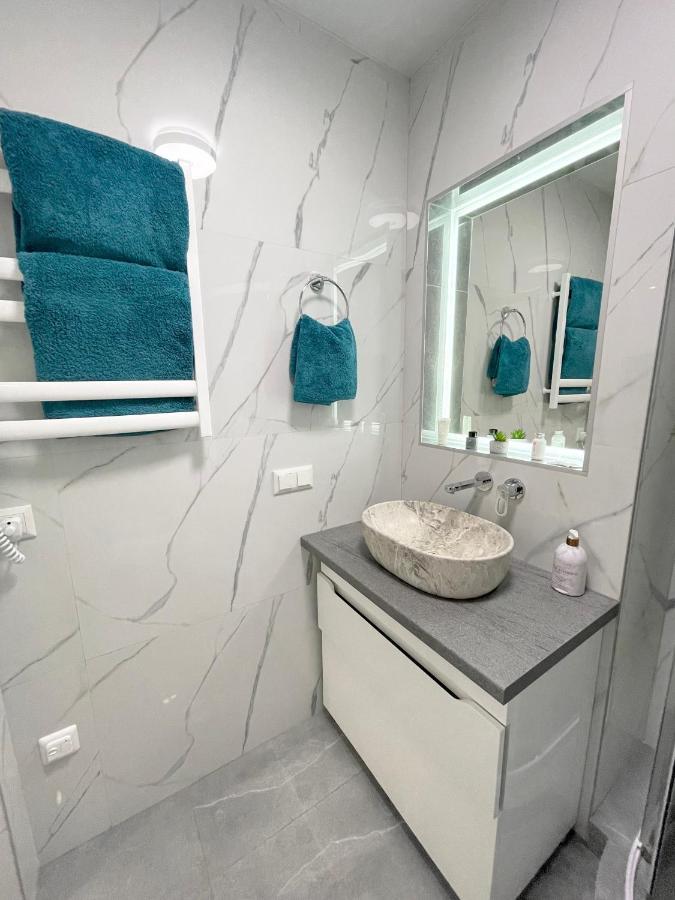 Luxury Emerald Apartments Irpin Εξωτερικό φωτογραφία